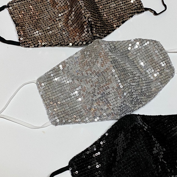 3 Piece Sparkly Sequin Face Masks W/Filter Pocket - Picture 6 of 8